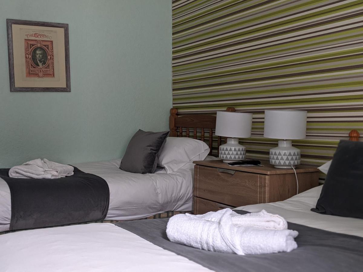 Crown Hotel Langholm Luaran gambar