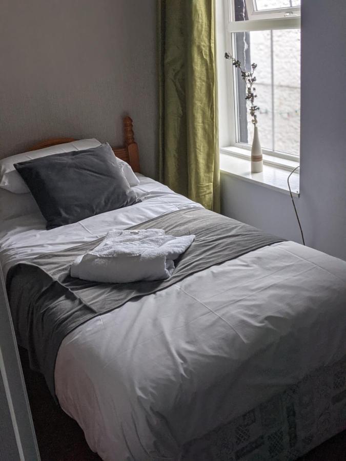 Crown Hotel Langholm Luaran gambar